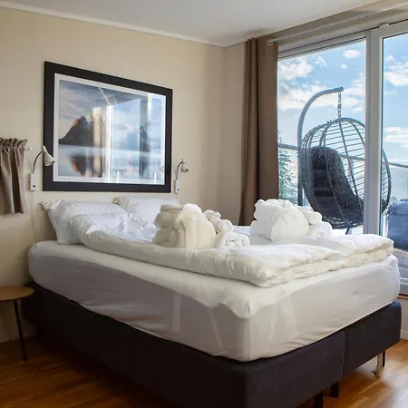 Arctic Panorama Villa *